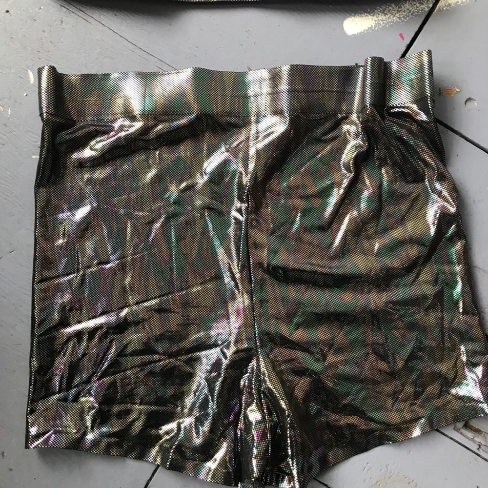 Matching iridescent set - Picture 2 of 6